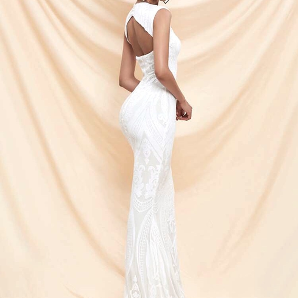 Cut out back sheath wedding dress